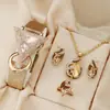 Moda Venta Caliente Escala Romana Esfera Redonda Correa de Acero Reloj de Cuarzo Collar de Negocios Aretes Anillo Pulsera Traje