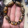 Pulsera de cuentas de ágata pulsera de cuentas de nueve ojos mantras de seis palabras cada tres pulsera de cuentas de ojos desgastada en stock venta al por mayor