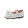 Nuevos Zapatos de Cuero para Niñas Otoño 2024 Antideslizantes Suela Suave Zapatos de Princesa Moda para Bebés Zapatos de Cristal Zapatos Individuales de Rendimiento