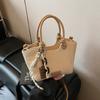 Moda Casual Casual Retro de Nicho Nova Primavera 2025 Bolsa Transversal de Mão Ombro Bolsa Feminina Trançada Estilo Ocidental