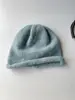 Gorro de lana color gris alpaca para mujer Otoño e Invierno Gorro de punto negro versátil que estiliza la cara gorro pequeño de punto para cabeza grande gorro para el frío