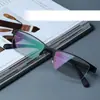 Gafas Planas Fotocromáticas de Media Montura para Hombres de Negocios Gafas para Miopía Ultra-Ligeras con Filtro de Luz Azul Aleación de Titanio Gafas de Sol para Hombres