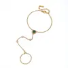 Pulseira de Aço Titânio Colorida em Formato de Coração de Luxo Leve de Alta Qualidade para Mulheres, Joia Exquisita, Fashion e Elegante de Aço Inoxidável