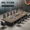 Sala de conferencias, mesa de conferencias grande, mesa larga de alta gama, mesa y sillas modernas simples de lujo ligero para oficina, reuniones y recepción