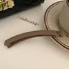 Elegante Pinza Mate para el Cabello Nuevo Color Café Estilo Simple Pinza Banana Versátil Pinza para Cola de Caballo para Niñas