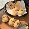 Lindo Llavero Colgante de Peluche de Papa Cultural y Creativa de Guizhou con Expresiones Divertidas Creativas, Decoración para Mochila, Regalo para Pareja