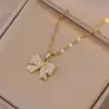 Collar de Lazo Completo de Diamantes Estilo Coreano para Mujer, Lujo Ligero, Nicho, Nuevo Colgante de Circonita de Cobre, Cadena de Mariposa de Moda Elegante
