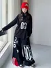 Conjunto de Baile Urbano Americano para Niñas 2026 Otoño Nuevo Estilo para Niños Mayores, Camiseta Estampada de Manga Larga y Pantalones de Pierna Ancha Conjunto de Baile Hip-Hop Jazz