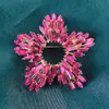 [Promoção] Broche de flor de pavão com diamantes de comércio exterior europeu e americano, pins de gatinho dançante, acessórios para roupas masculinas e femininas