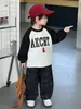Conjunto de Moletom com Etiqueta Roupas de Bebê Menino Primavera e Outono Conjunto Casual Esportivo de Duas Peças para Bebê Roupas de Outono para Meninos