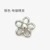 Botones Dorados Huecos de Flor para Abrigos, Suéteres y Chaquetas de Mujer, Botones Decorativos de Metal, Botones Florales Versátiles para Trajes