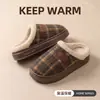 Pantuflas de algodón para mujer, nuevo estilo de invierno 2026, felpa para interior, cálidas y cómodas, con una suela suave y acolchada, gruesa y antideslizante, adecuadas para usar en casa, también disponibles para hombre