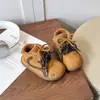 Zapatillas Deportivas para Niños 2025 Invierno Nuevas Versátiles Felpa Cálidas Zapatillas de Entrenamiento para Niños y Niñas, Botas de Algodón Versátiles de Dos Capas para Bebé