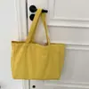 Bolsa de Lona Lisa, Gran Capacidad, Viaje Sencillo con Estampado de Letras, Bolso de Hombro Universal para Yoga, Tote Estilo Ins, Bolsa para Libros para Estudiantes para Hombres y Mujeres