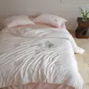 Conjunto de 3 ou 4 Peças Feminino Estilo Coreano em Liocel 60S com Bordado Digital, Capa de Edredom Macia e Sedosa Classe A, Lençol de Cama Refrescante