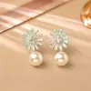 Brincos de Margarida com Pérolas em Esmalte Color Block Doce, Frescos e Fofos, Brincos Modernos e de Alto Padrão, Pingentes de Orelha Delicados e Femininos