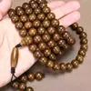 Directo de fábrica boutique material viejo seis maderas patrón completo cuentas de Buda pulsera de mano texto juego puesto suministro en vivo de una generación de cabello
