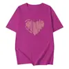 Camiseta 100% Algodão Plus Size para Mulheres, Estilo Novo de Manga Curta para o Verão, Design de Coração Rosa, Comprimento Médio, Caimento Solto, Estilo Europeu Camiseta 100kg