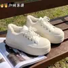 Mocasines Gruesos Forrados de Lana con Punta Grande para Mujer, Nuevo Estilo Otoño e Invierno 2025, Tenis Cálidos Versátiles de Punta Redonda, Zapatos de Algodón Casuales Lindos