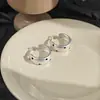 Pendientes de Plata 925 con Lunares Estilo Europeo y Americano Cepillados en Forma de C Estilo Nuevo Simple Elegante Estilo Metálico Pendientes de Estilo de Nicho con Estampado de Leopardo para Mujer
