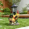 Estatua de Animal Gallo y Gallina Transfronteriza Luz Solar para Jardín Luz Exterior Decoración de Jardín Adorno Manualidades de Resina