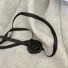 Collar de Flor Blanco y Negro de Alta Gama Francés Choker de Serpentinas de Ambiente Cadena de Clavícula Superpuesta Dulce Fresca Chica Picante