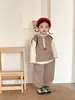 Conjunto de Roupa Infantil de Primavera, Estilo Esportivo para Meninas, Novo Conjunto de Três Peças para Bebês Meninos Primavera e Outono 2026