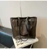 Bolsa Grande de Ombro Único com Textura Retrô Simples para o Trabalho Feminina 2025 Outono e Inverno Nova Bolsa Tote de Grande Capacidade