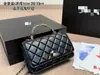 Nova Bolsa da Sorte Camélia, Bolsa de Ombro Cruzada de Couro de Vaca Caviar, Bolsa Quadrada Pequena com Fecho Magnético, Bolsa de Corrente CF