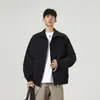 26 Nova Moda Primavera Mais Vendida Estilo Americano Manga com Retalhos Canelados Top Plus Size Jaqueta Coach Masculina Gola Alta