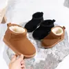 Botas de nieve para niños y niñas 2026 nuevos zapatos de algodón cálido de felpa de invierno zapatos de bebé botas cortas impermeables para niñas