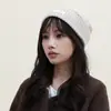 Gorro de Punto Liso Versátil Estilo Coreano para Mujer Otoño Invierno Cálido Adelgazante Facial Gorro de Lana Circunferencia de Cabeza Grande Protección para los Oídos Cubre Cabeza Gorro para el Frío