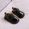 2025 Sapatos de Couro Estilo Britânico para Crianças Meninos Casuais Versáteis Sapatos Infantis de Comércio Exterior Meninas Crianças Pequenas Bebês Sapatos de Couro