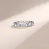 Anillo de Plata S925 con Moissanita Corte Escalera, Anillo de Banda de Lujo Ligero Más Vendido Transfronterizo, Estilo Apilable de Moda Europeo y Americano, En Stock de Fábrica