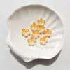 Nuevo Estilo Flor de Cerezo Estampada en Oro con Bordes Dorados y Plateados 15 mm Pétalos Perlados de Dos Tonos Materiales Hechos a Mano para Bricolaje Accesorios para el Cabello de Estilo Antiguo Ramo