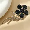 Broches Populares com Acabamento de Luxo, Acessórios Estilosos, Novos Broches de Luxo, Venda Direta Transfronteiriça Exclusiva de Fabricantes, Em Estoque para Atacado