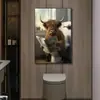 Pintura Decorativa de Pared de Fondo Cálido para Baño Inodoro Vaca de las Tierras Altas Animación Única Dibujos Animados Alta Definición Zhuoyu Pintura Colgante Pintura al Óleo