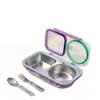 Uau, esta lancheira de escola primária possui um compartimento interno de aço inoxidável 304 que evita a mistura de sabores, e tem fechos coloridos de pressão para um fechamento seguro, tornando-a perfeita para lanches escolares.