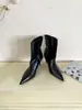 Botas de Cano Curto da Moda Apontadas com Salto Agulha Europeias e Americanas Outono 2026