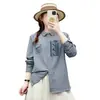 Colección Otoño 2026: Camisa de manga larga con bolsillo bordado de cuadros pequeños estilo japonés, top casual artístico ajustado para mujer