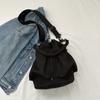 2025 Nuevo Invierno Casual Bolso de Mano de Gran Capacidad Bolso Balde de Moda Bolso para Mujer Coreano Personalizado de Hombro Cruzado