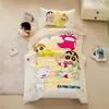 Juego de ropa de cama de algodón para jardín de infantes de Crayon Shin-chan, sábana y funda de edredón de algodón puro lavables a máquina, juego de tres piezas para dormitorio infantil al por mayor