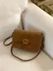 Bolso de Mujer Estilo Europeo de Gamuza Suave Nueva Moda Versátil Gran Capacidad Bolso de Hombro Cruzado Bolso para Commuter Debajo del Brazo Moderno