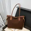 Moda para Viajar Simple Elegante Bolso para el Trabajo Bolso de Mano para Mujer Otoño e Invierno 2025 Bolso Tote de Hombro de Gran Capacidad