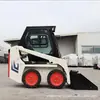 Cargador Pequeño con Cabina y Mini Cargador para Girar en Espacios Pequeños