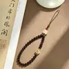 Corrente de celular de sândalo verde, alça de celular curta artística de cipreste, corrente de pulso para celular de gato Bodhi, pingente de celular
