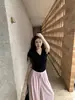 Novo Estilo de Verão Top de Tricô Hong Kong Retrô com Decote V de Manga Curta e Design de Cardigã Falso, Cintura Marcada, Emagrecimento, Top Feminino Versátil