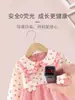 Macacão Vestido Princesa para Menina Outono Impermeável à Prova de Sujeira Estilo Estrangeiro Macacão Infantil Jaqueta de Jardim de Infância Jaqueta de Plumas Avental