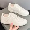Nuevos Zapatos Blancos para Mujer Otoño 2026 Hechos de Piel de Vaca de Primera Calidad, Versátiles y Populares, Tenis Casuales Transpirables de Piel Genuina para Mujer