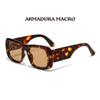 Novos Óculos de Sol Modernos e Tendência Óculos de Sol Personalizados Transfronteiriços para Mulheres Óculos de Sol Europeus e Americanos com Haste de Bambu Imitação Venda por Atacado